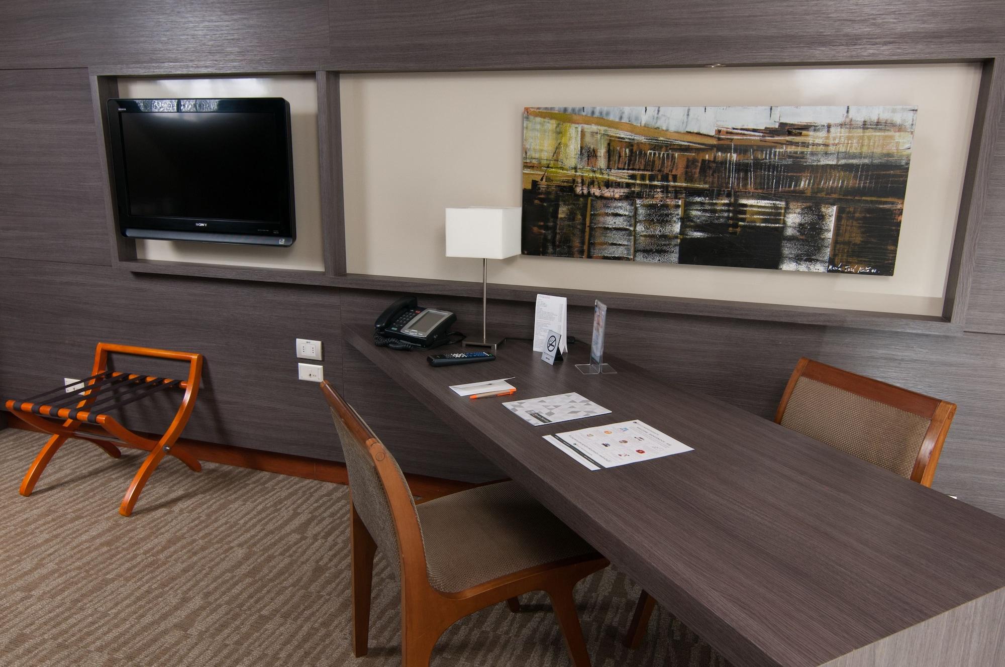 Hotel Enjoy