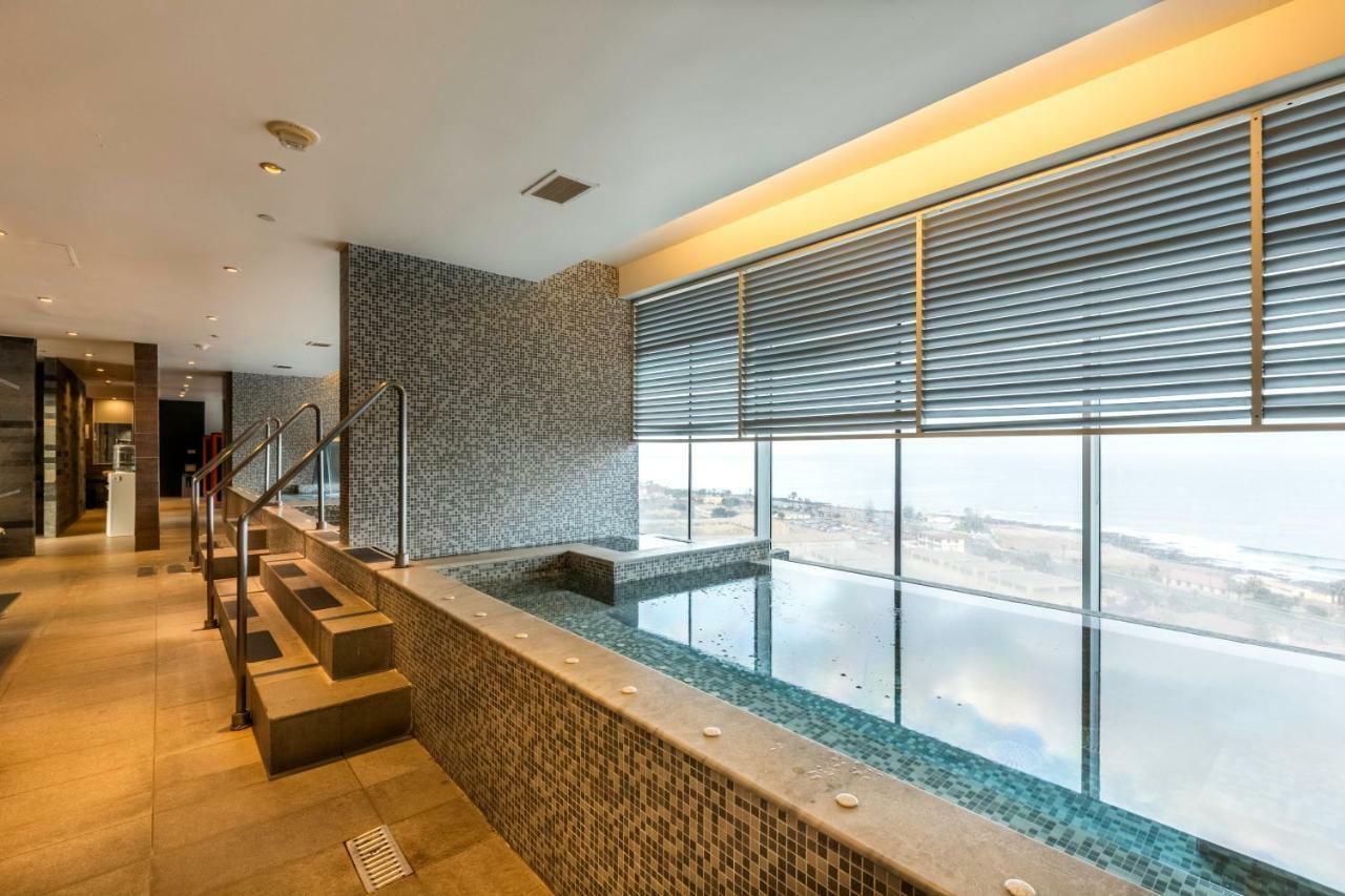 Enjoy Hotel 4*