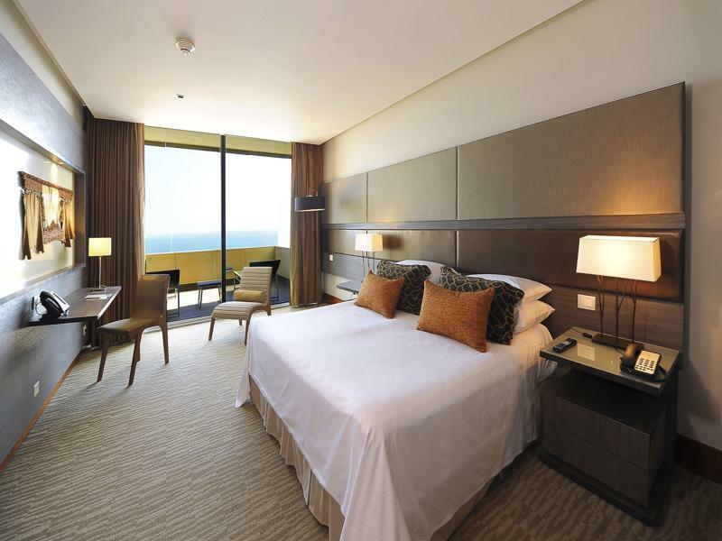 Enjoy Hotel 4*
